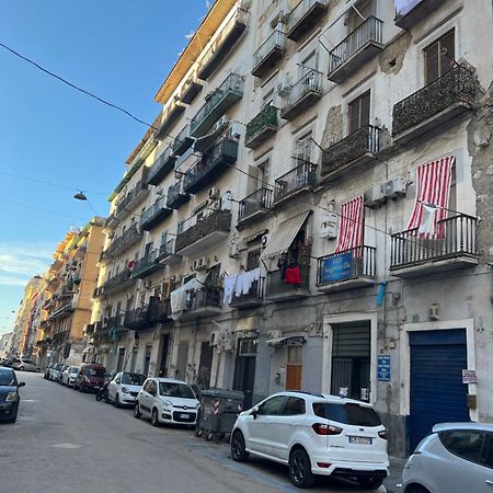 Room Station Giulia Naples Exterior photo
