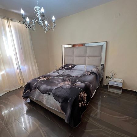 Room Station Giulia Naples Exterior photo